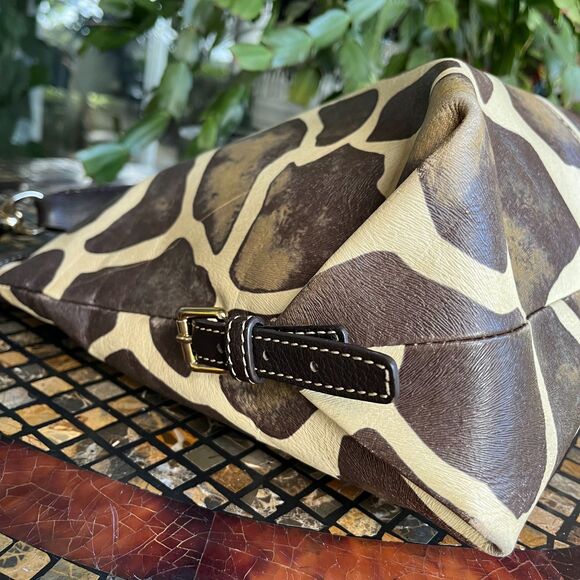 Dooney & Bourke Giraffe Print Serengeti Leather Hobo Bag Matching Wallet(s) Lg - Picture 9 of 12
